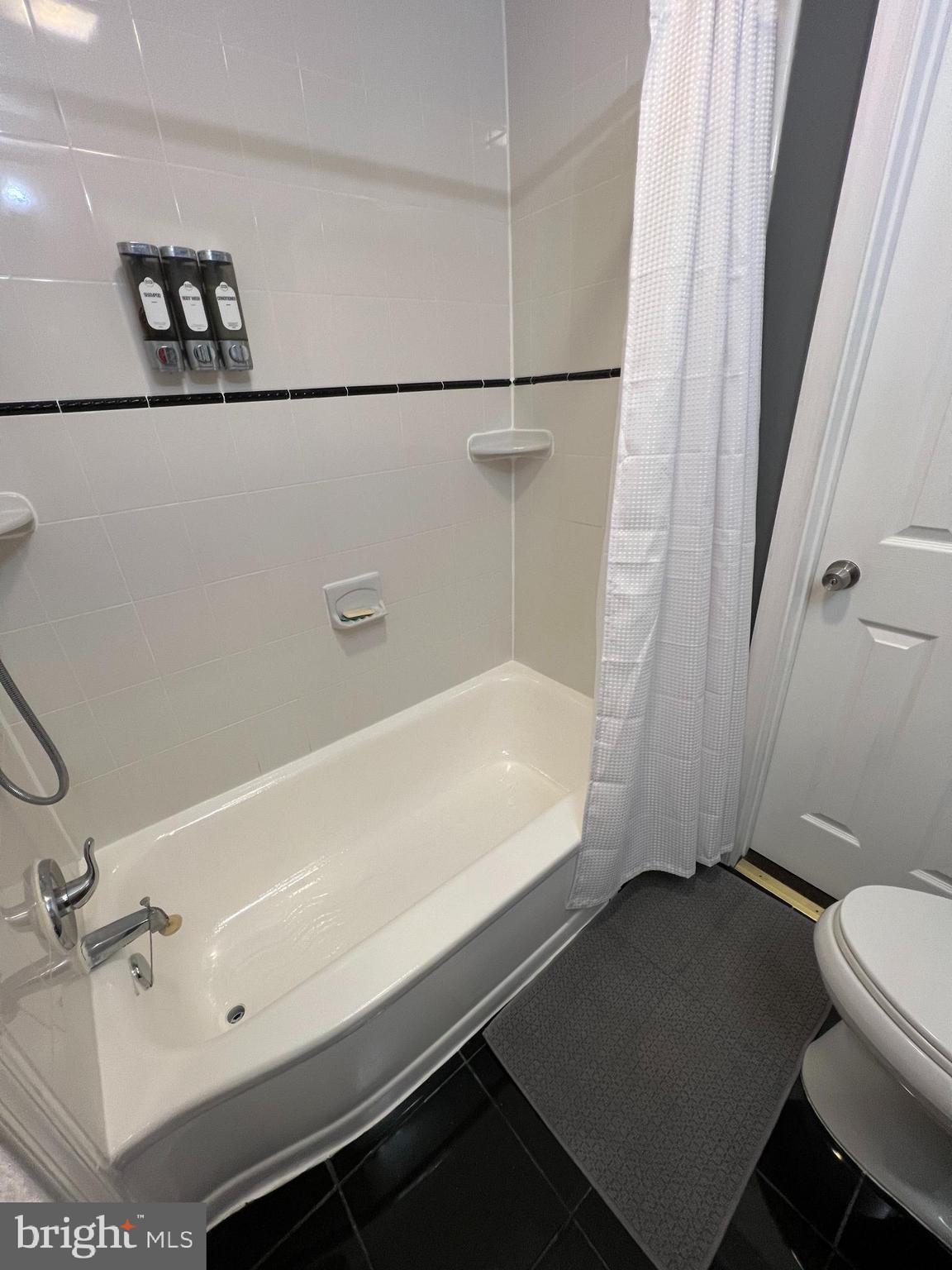 12220 Centerhill Street Silver Spring, MD 20902 - Photo 21 of 73 Custom ceramic bath on 2nd floor
