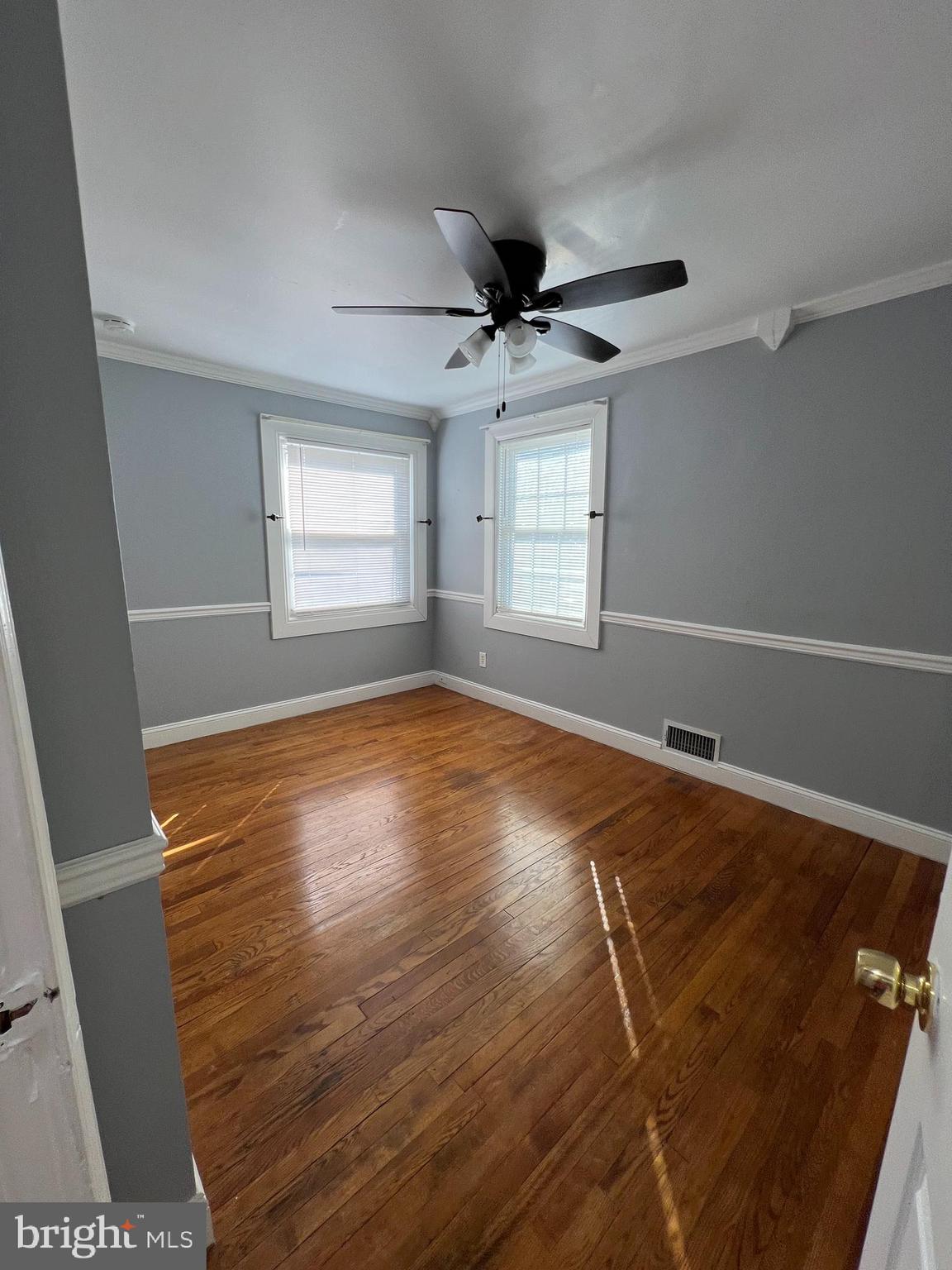 12220 Centerhill Street Silver Spring, MD 20902 - Photo 31 of 73 Second floor corner bedroom