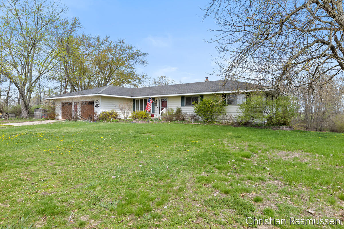 7208 West Dickerson Lake Road Stanton, MI 48888 - Photo 2 of 33 7208-West_002