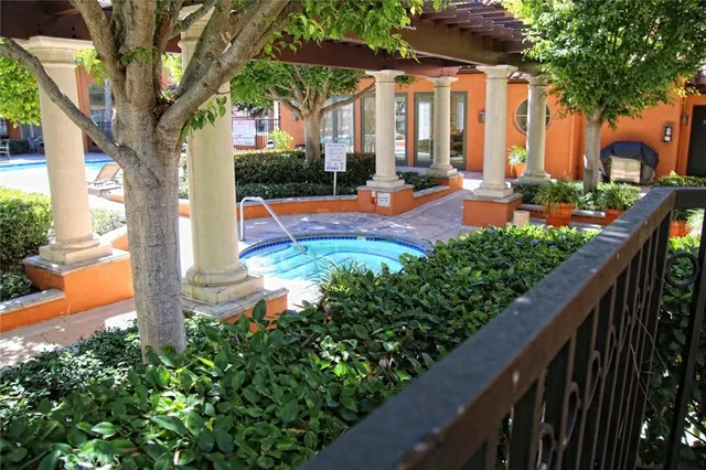 $5,200 | 105 Bay Hill Drive, Newport Beach, CA 92660