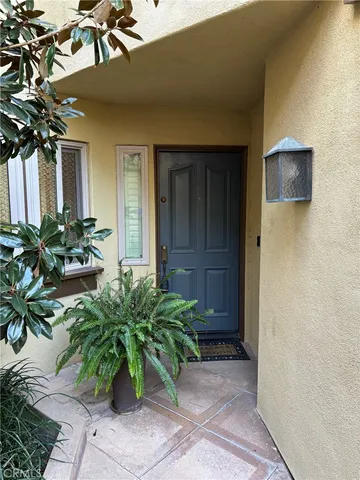 $5,200 | 105 Bay Hill Drive, Newport Beach, CA 92660