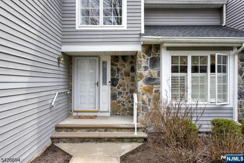 7 Matthew Road, Unit 7 Wayne, NJ 07470 - Photo 2 of 37
