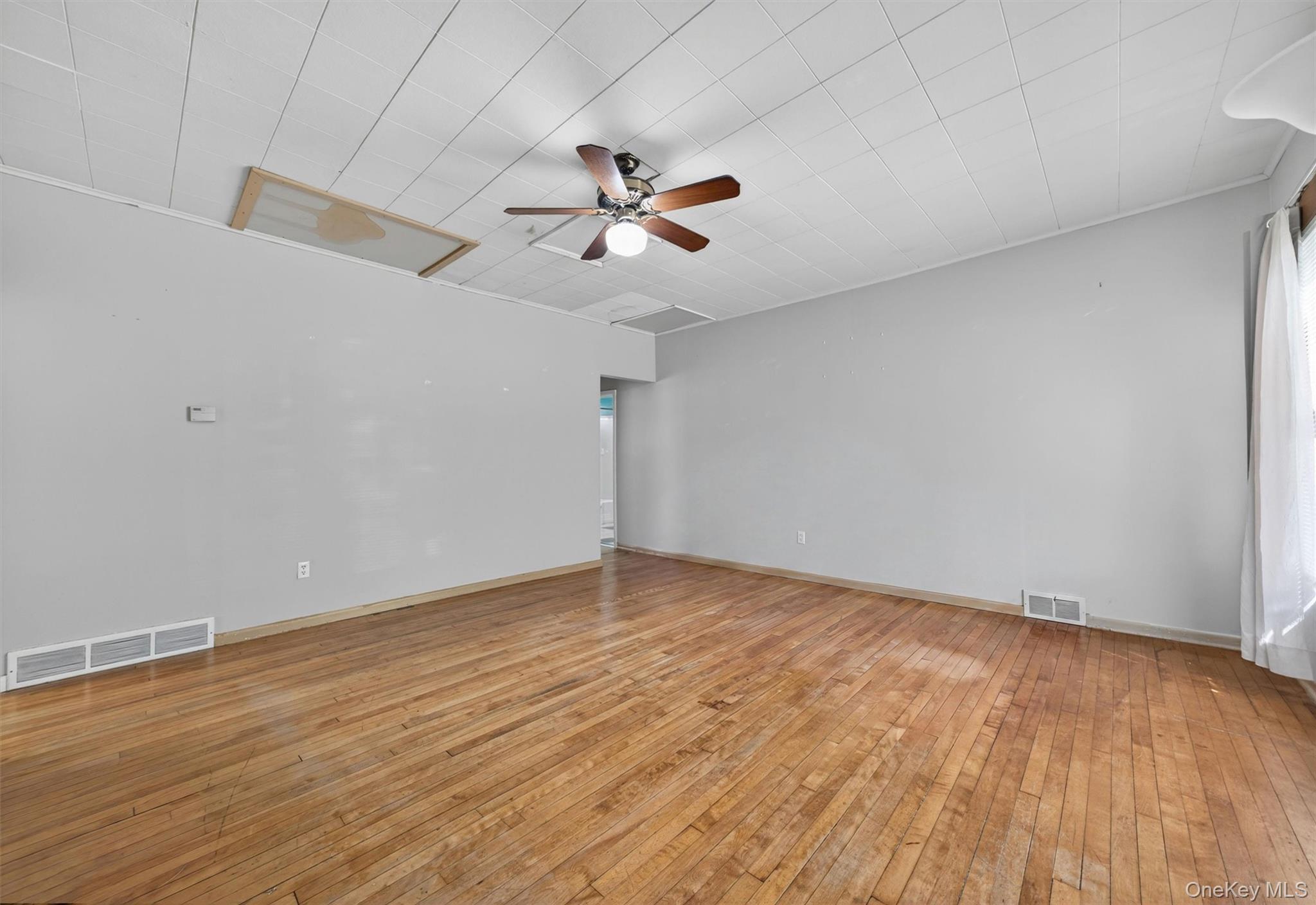 4 Montgomery Road, Unit 1 Fort Montgomery, NY 10922 - Photo 3 of 17