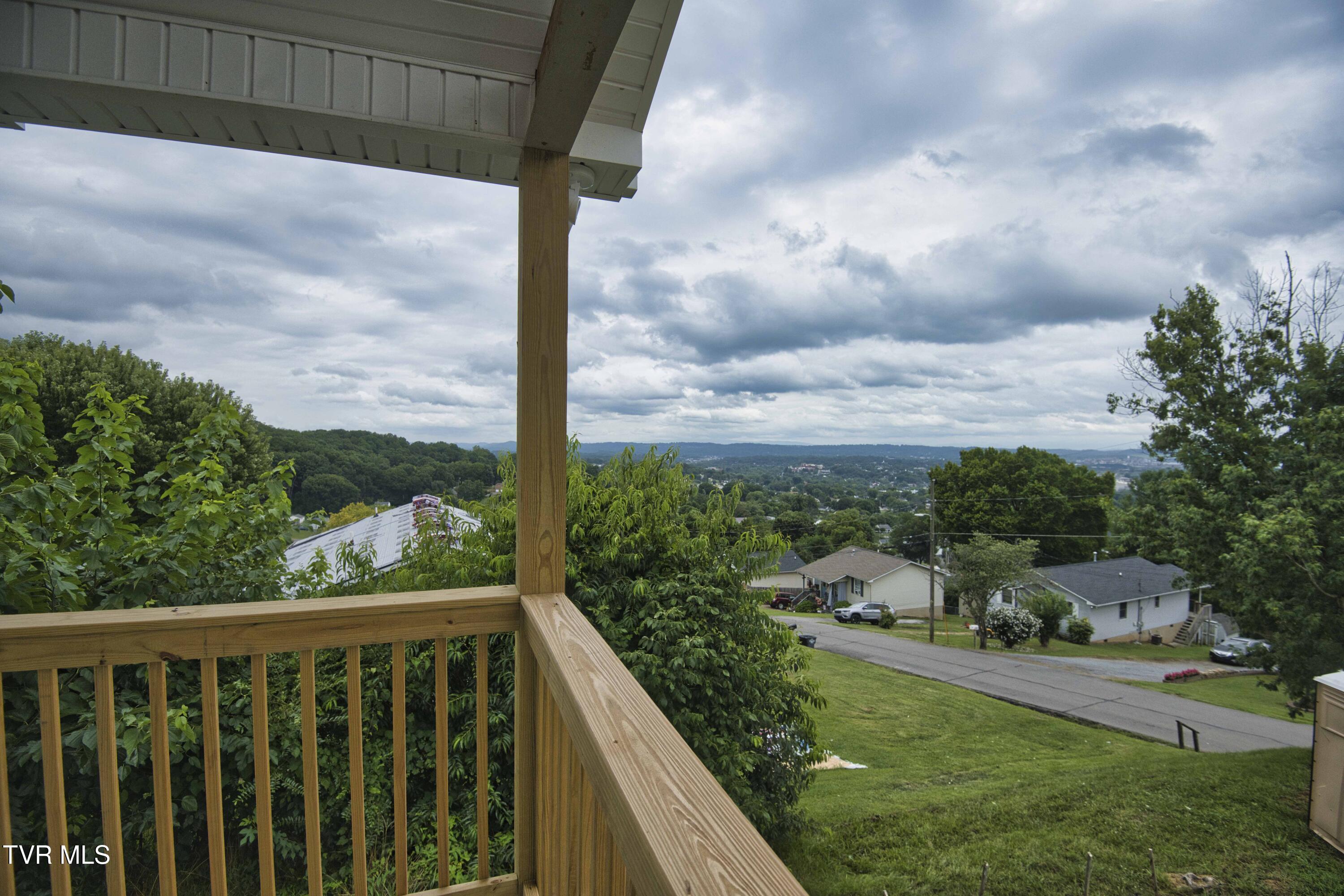 1720 Pendleton Street Kingsport, TN 37660 - Photo 19 of 20 Pendleton_21