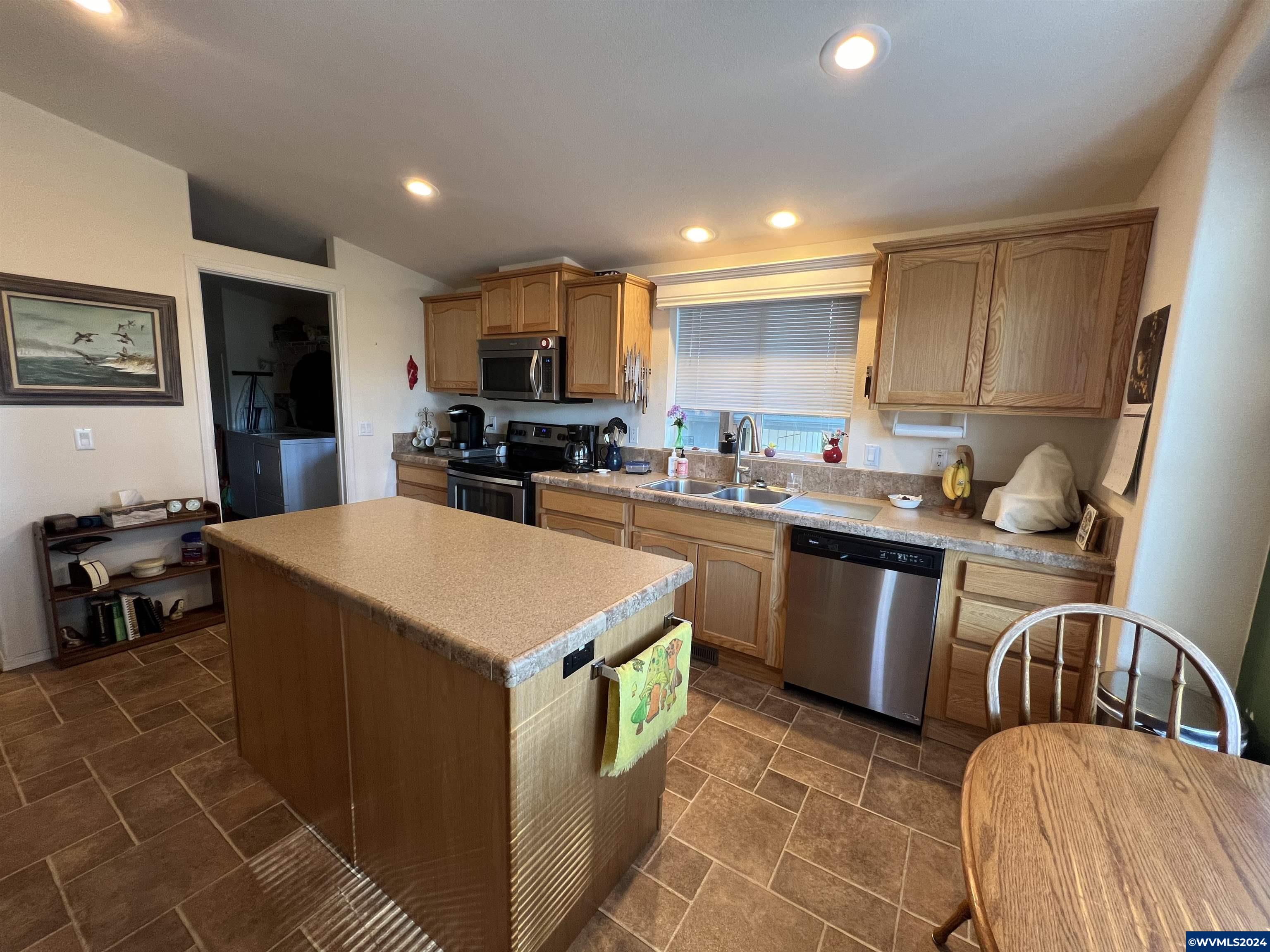 33125 White Oak Road, Unit 17 Corvallis, OR 97333 - Photo 9 of 38