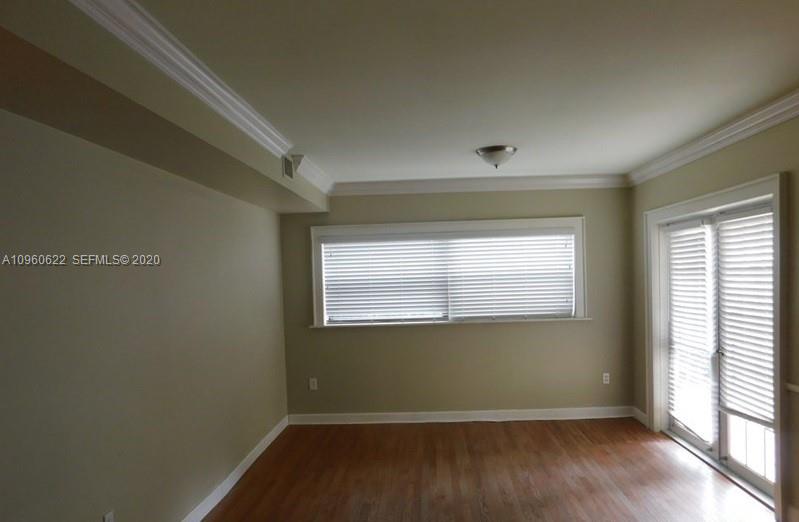 364 Southwest 19th Road Miami, FL 33129 - Photo 13 of 18