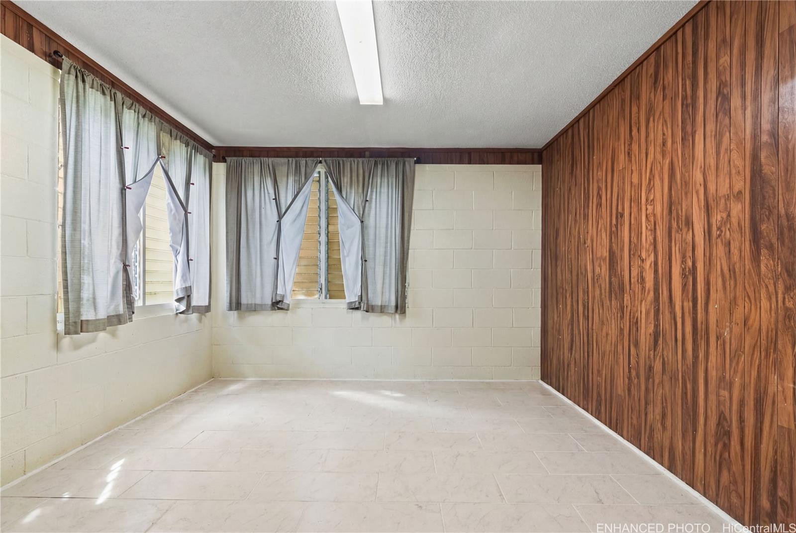 2745 Booth Road, Unit H Honolulu, HI 96813 - Photo 12 of 14 Enhanced