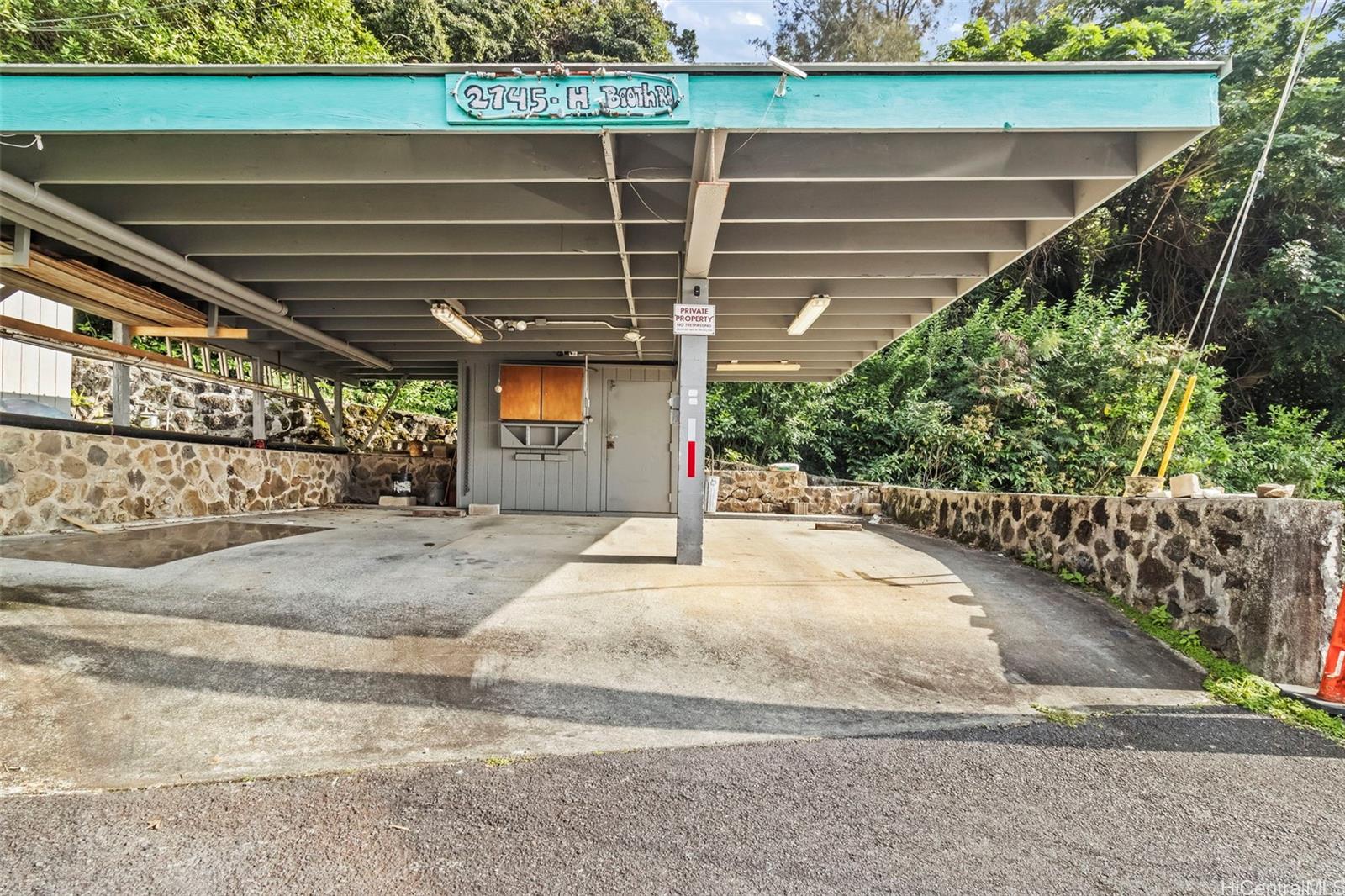 2745 Booth Road, Unit H Honolulu, HI 96813 - Photo 2 of 14