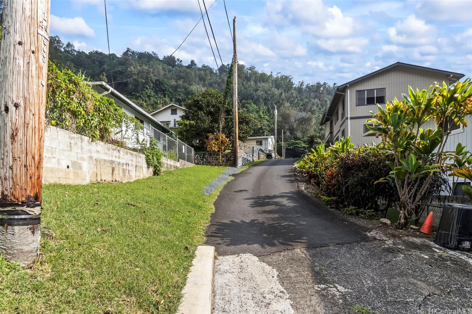 2745 Booth Road, Unit H Honolulu, HI 96813 - Photo 5 of 14