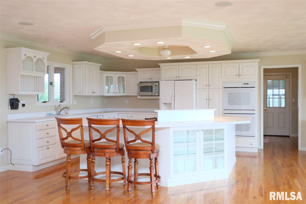 6509 South Hollis Road Bartonville, IL 61607 - Photo 3 of 36 Gallery Image 3