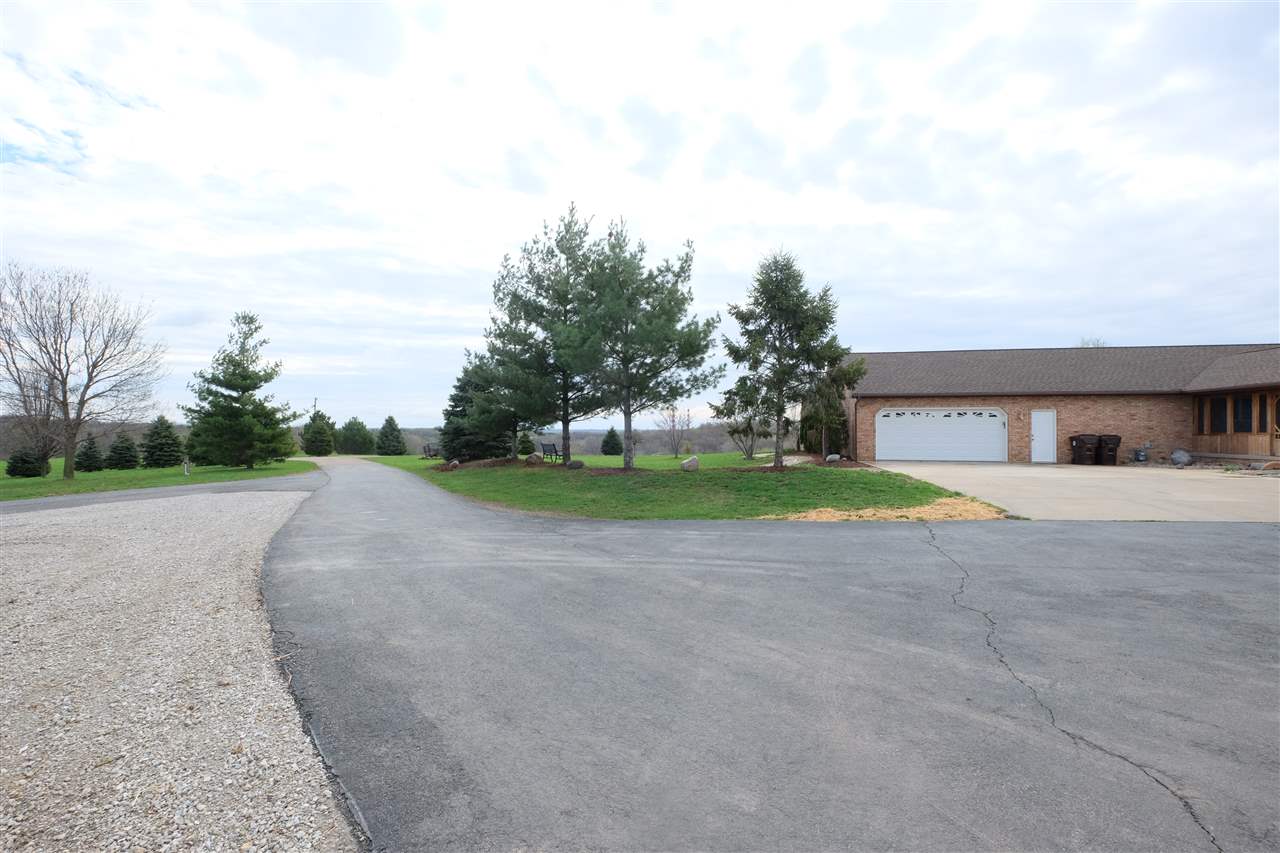 6509 South Hollis Road Bartonville, IL 61607 - Photo 35 of 36 Gallery Image 35