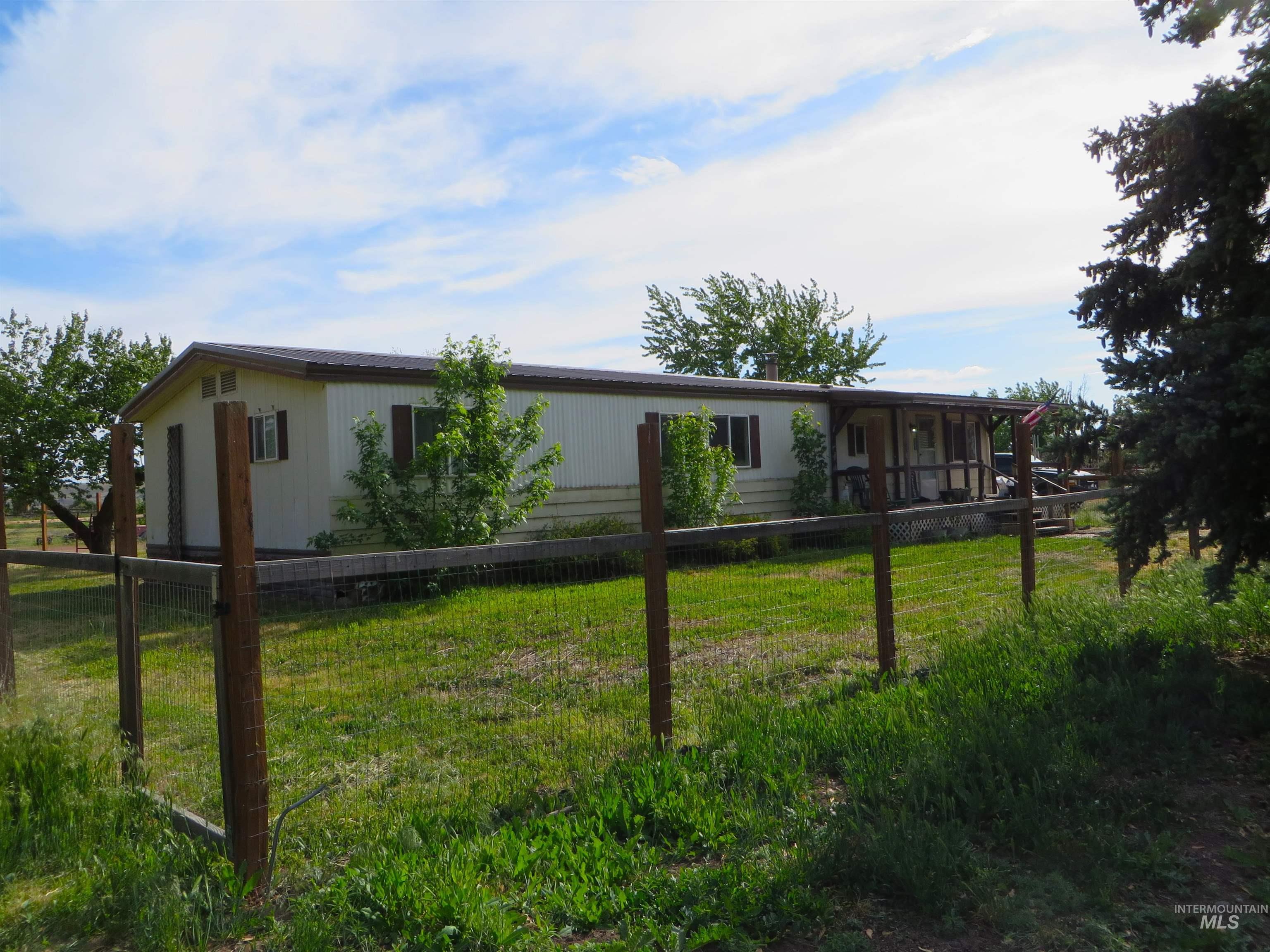 937 Indianhead Road Weiser, ID 83672 - Photo 20 of 36