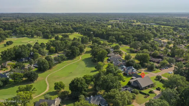 $525,000 | 901 Hackberry Lane, Canton, MS 39046