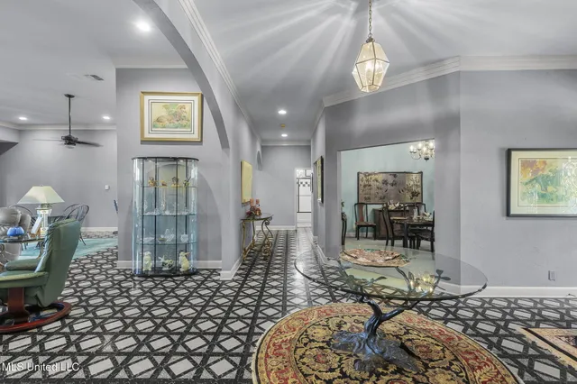 $525,000 | 901 Hackberry Lane, Canton, MS 39046