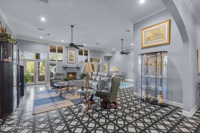 $525,000 | 901 Hackberry Lane, Canton, MS 39046