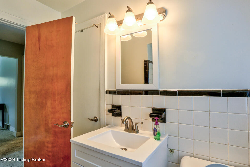 58 Warren Road Louisville, KY 40206 - Photo 28 of 74 Warren Rd29