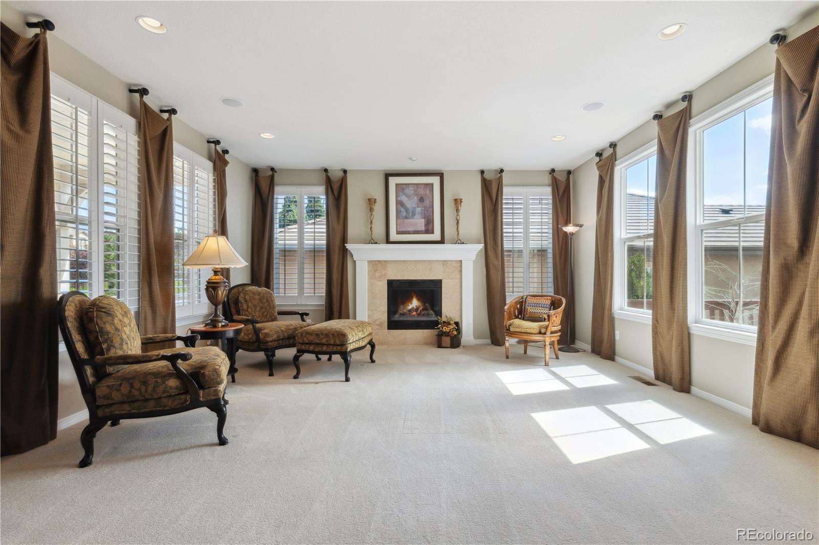 8969 Stonecrest Way Highlands Ranch, CO 80129 - Photo 12 of 29 Gallery Image 12
