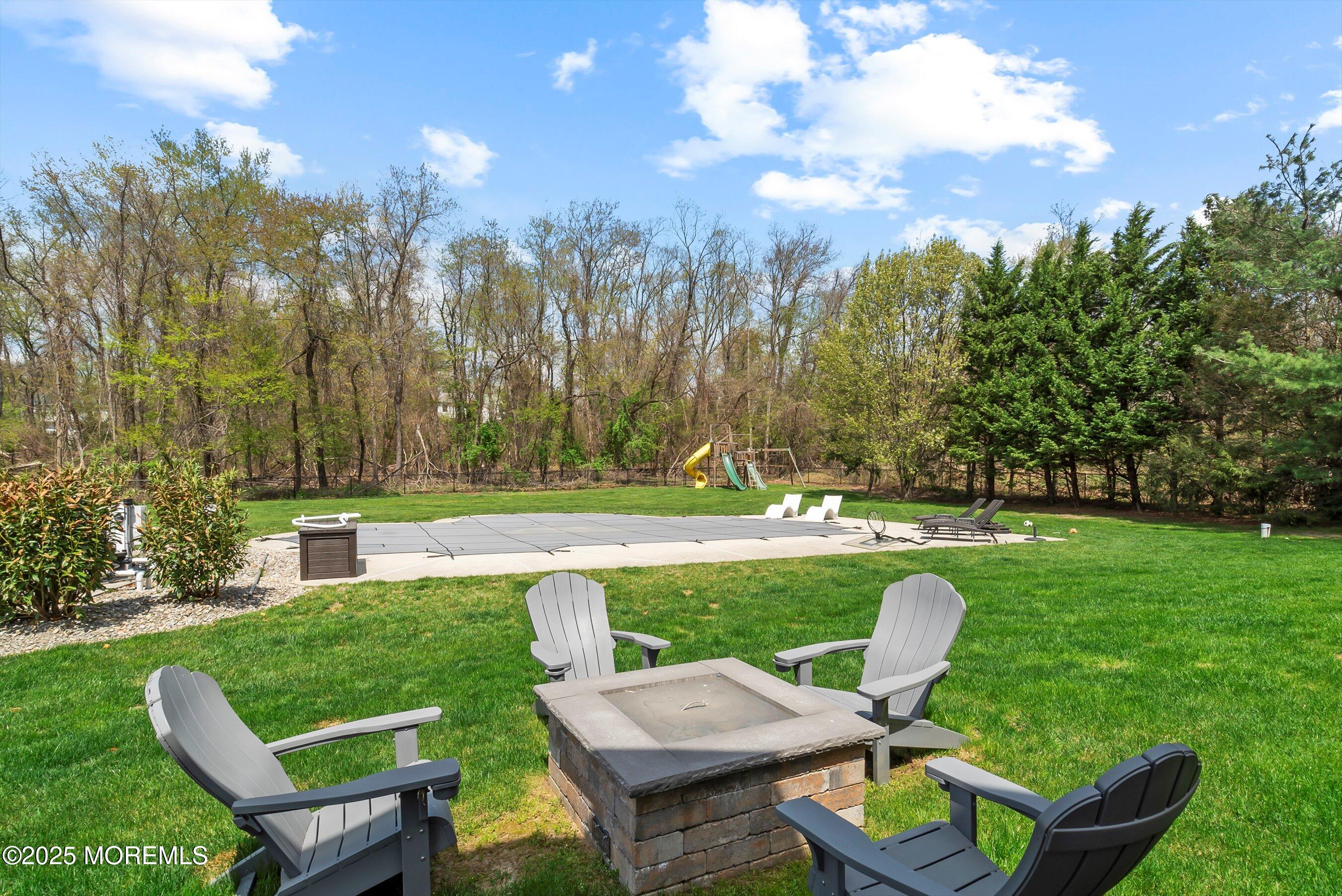 39 Primrose Lane Colts Neck, NJ 07722 - Photo 12 of 52 43-Patio 1A