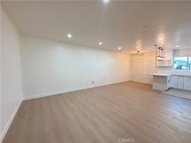 a view of kitchen and breakfast area