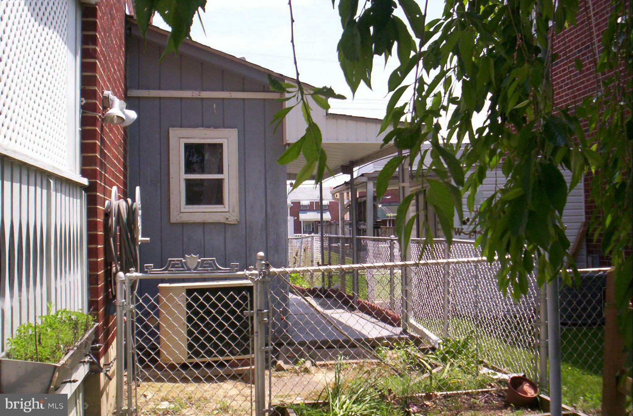 7827 Jamesford Road Baltimore, MD 21222 - Photo 3 of 27 Workshop