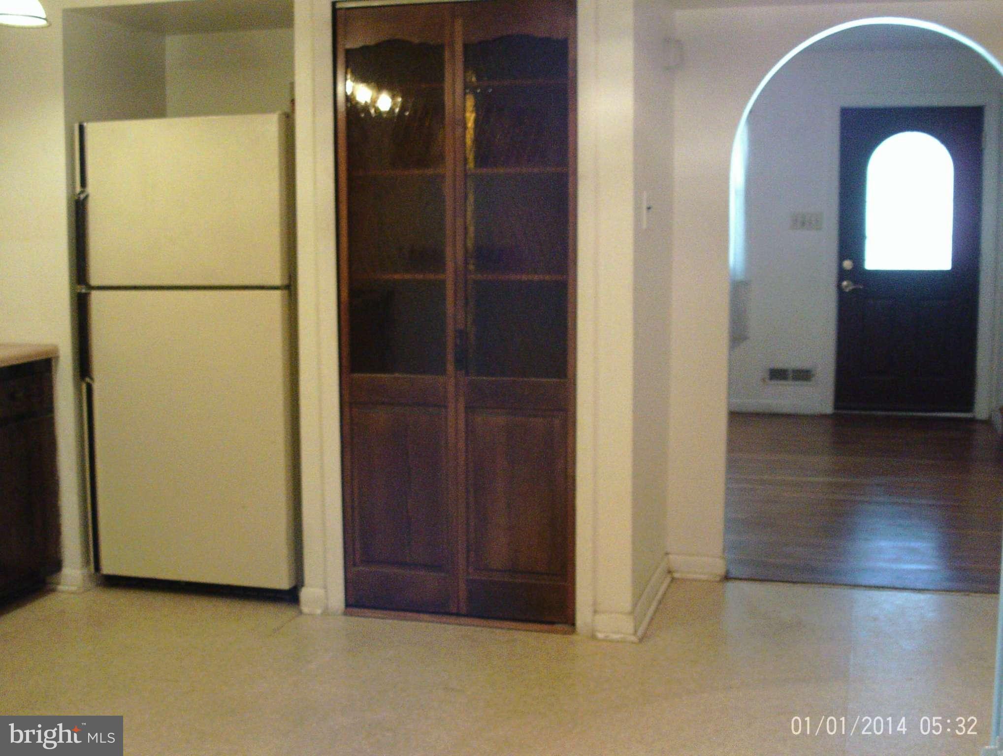 7827 Jamesford Road Baltimore, MD 21222 - Photo 10 of 27 Kitchen