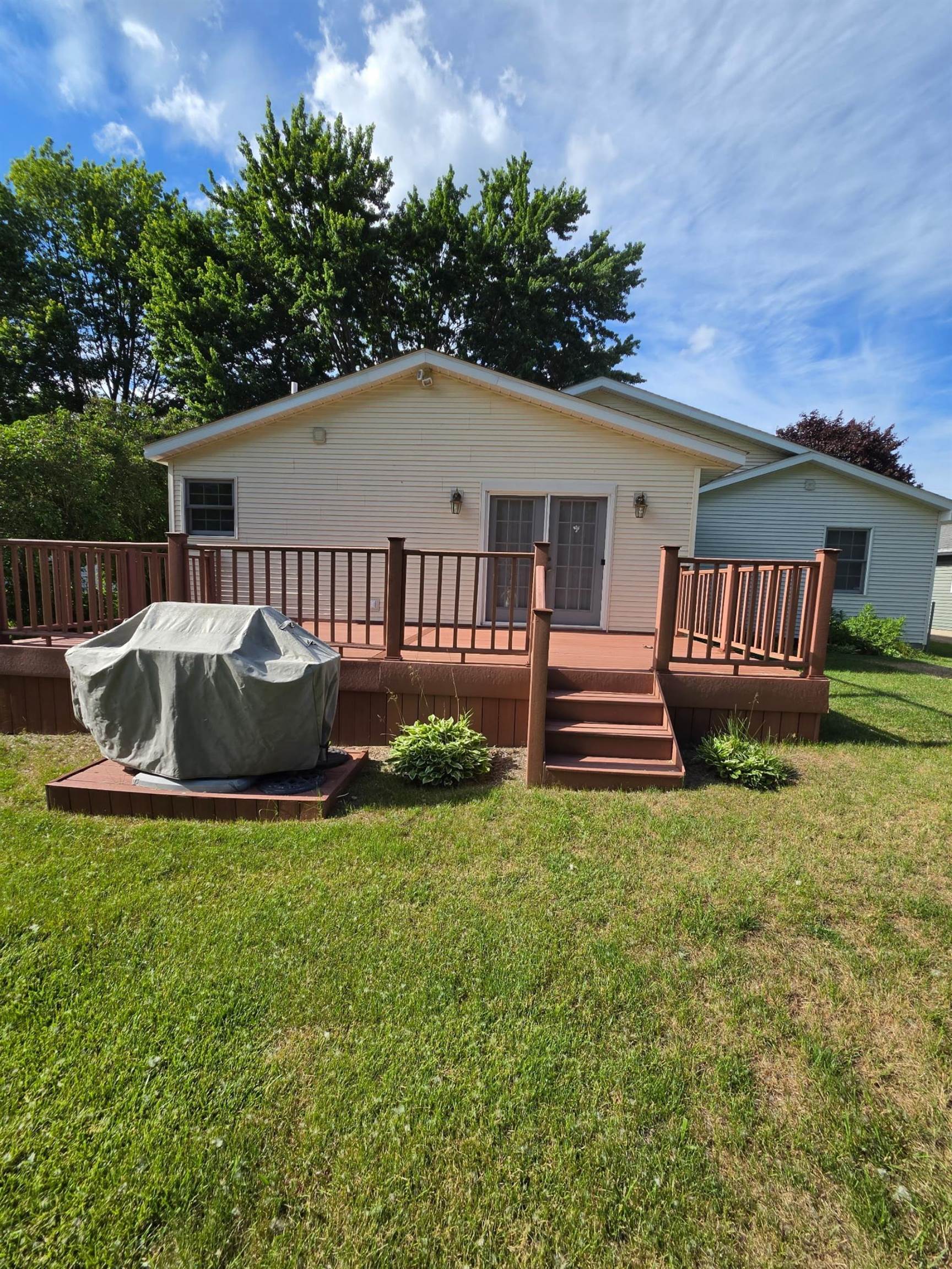 557 Townline Road Tawas City, MI 48763 - Photo 5 of 39 1947328-eeb1fc43-707d-44b0-b88c-da69517de609.JPG