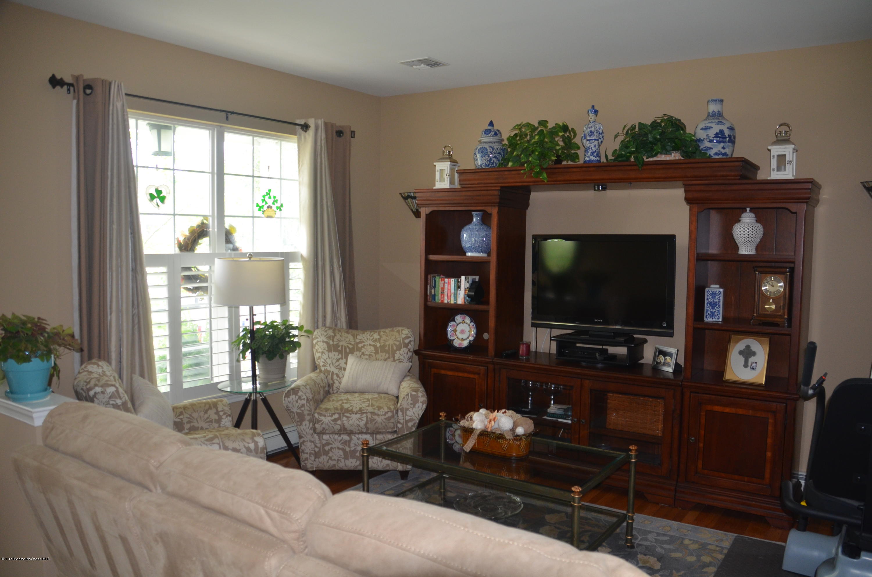152 Wordsworth Road Brick, NJ 08724 - Photo 5 of 24 006