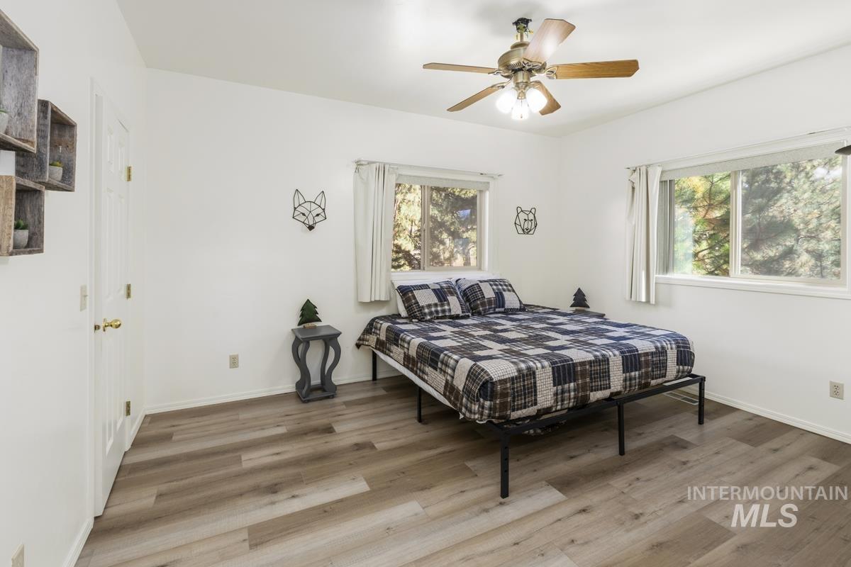 1496 Pine Ridge Drive Cascade, ID 83611 - Photo 18 of 47 Primary Bedroom Main Floor