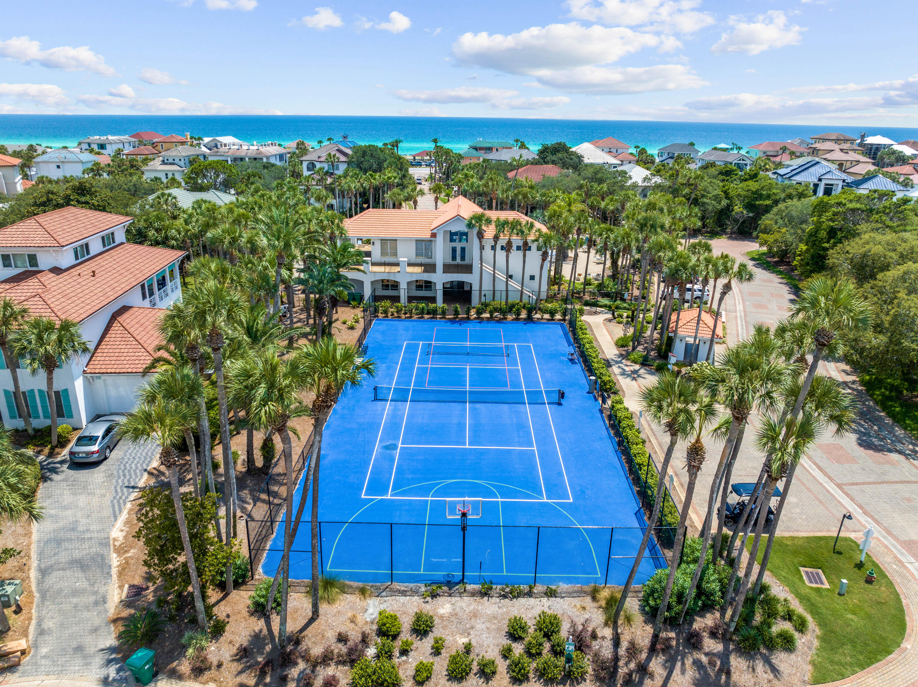 4635 Sunset Pointe Destin, FL 32541 - Photo 42 of 48 a view of a yard with plants