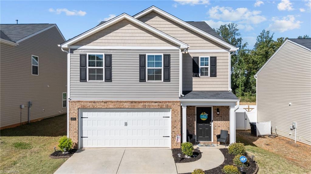 4574 Heatherly Road Winston-Salem, NC 27105 - Photo 2 of 41