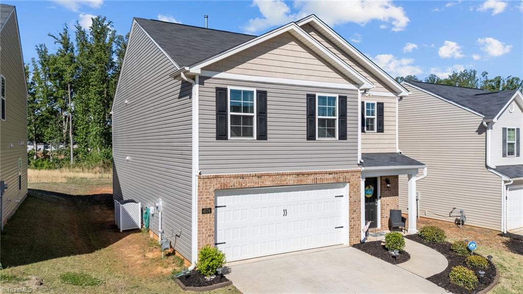 4574 Heatherly Road Winston-Salem, NC 27105 - Photo 3 of 41