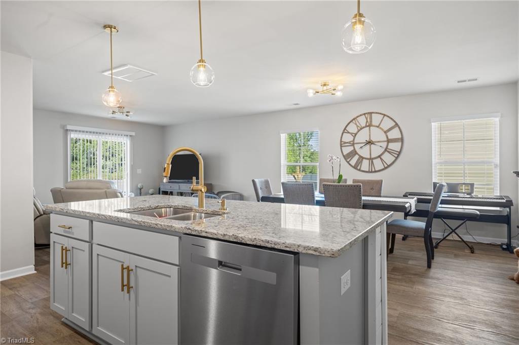 4574 Heatherly Road Winston-Salem, NC 27105 - Photo 9 of 41
