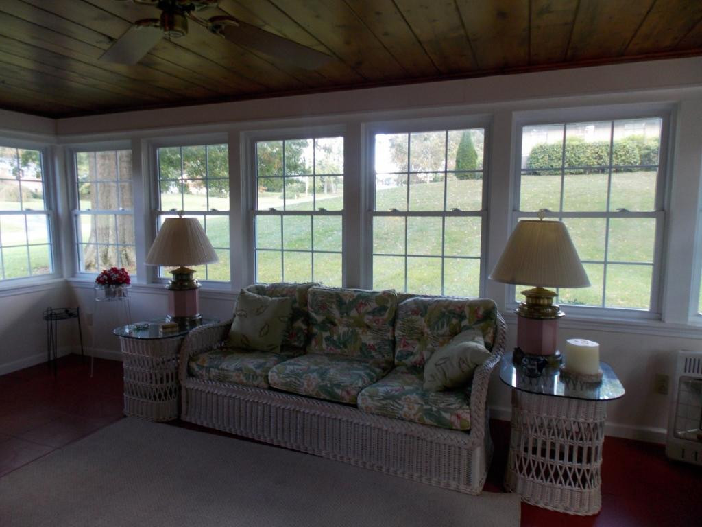 622 Valley Drive Bristol, VA 24201 - Photo 16 of 18 Photo 16