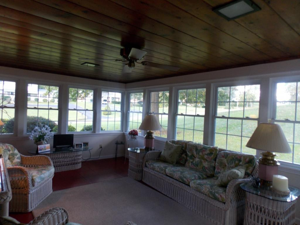 622 Valley Drive Bristol, VA 24201 - Photo 4 of 18 Photo 4