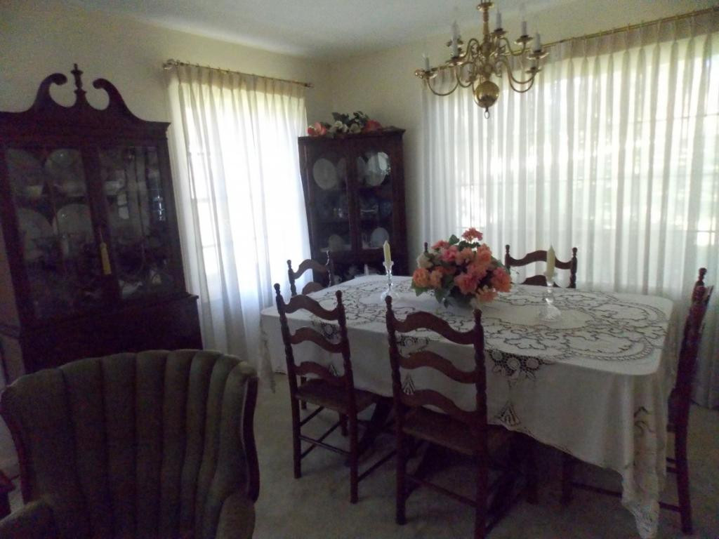 622 Valley Drive Bristol, VA 24201 - Photo 6 of 18 Photo 6