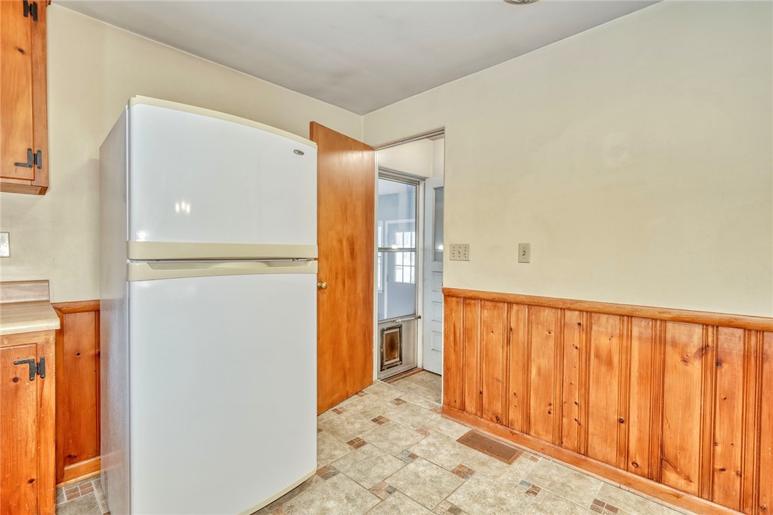 572 Holt Road Webster, NY 14580 - Photo 18 of 39