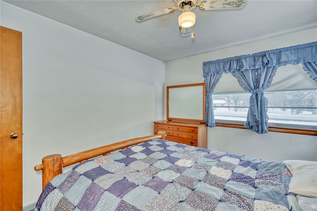 572 Holt Road Webster, NY 14580 - Photo 23 of 39