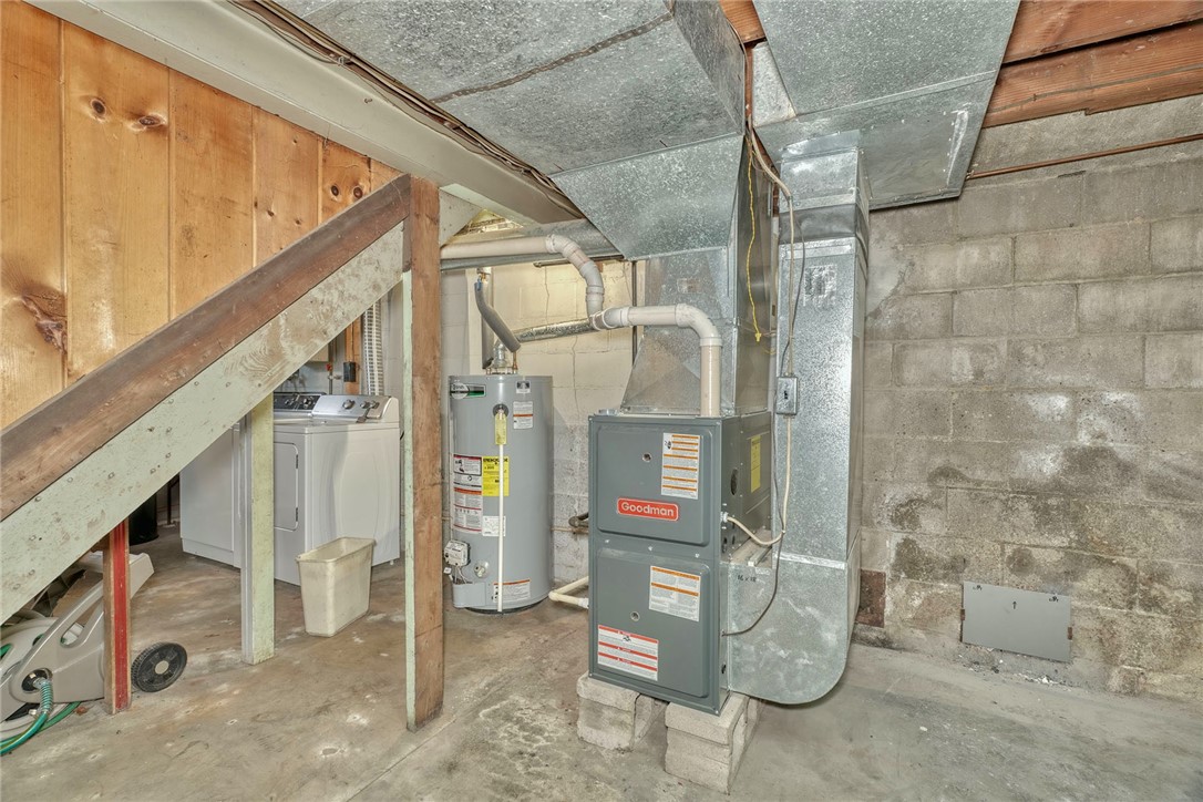 572 Holt Road Webster, NY 14580 - Photo 34 of 39