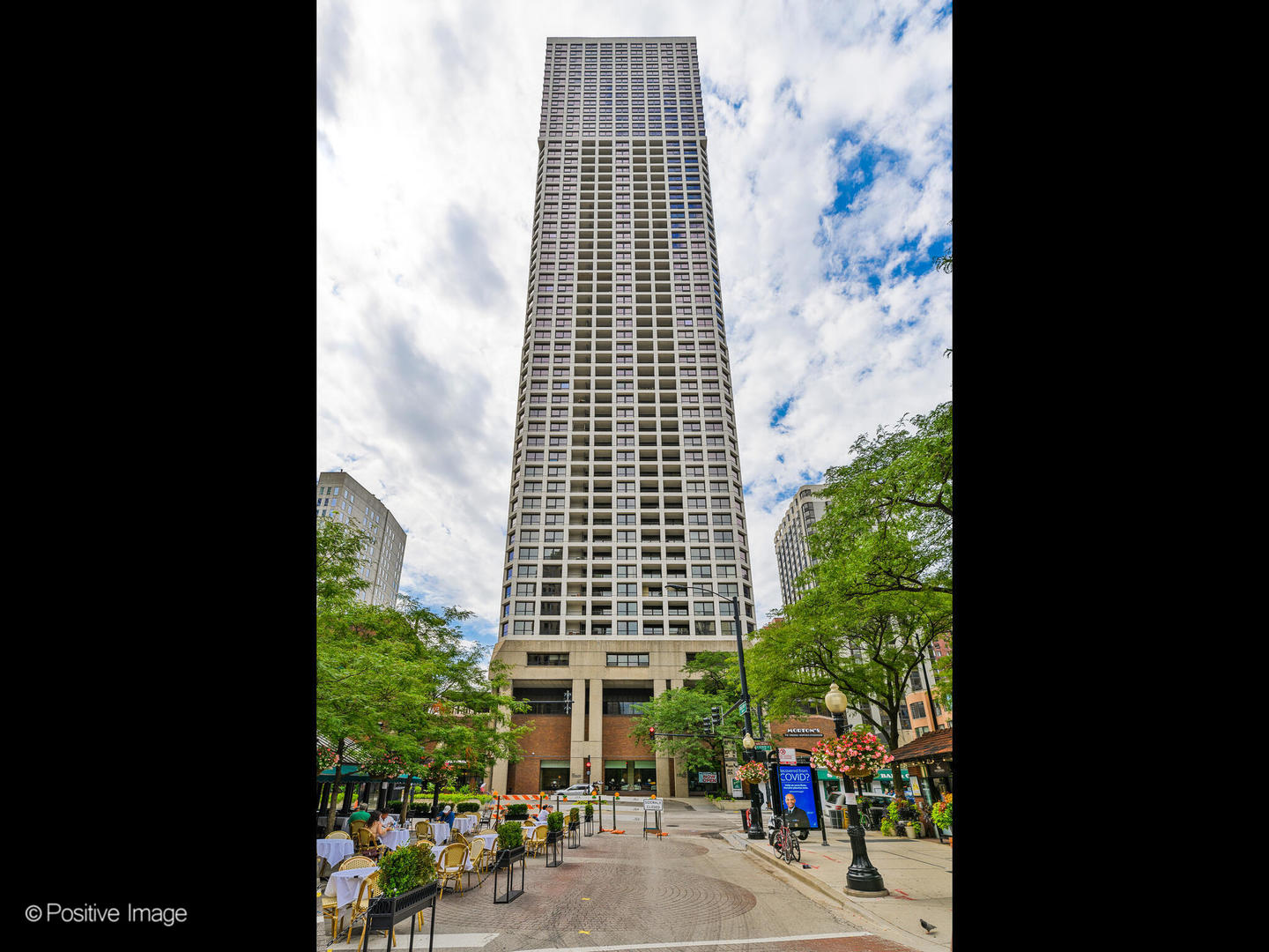 1030 North State Street, Unit 9G Chicago, IL 60610 - Photo 1 of 20 a front view of a building