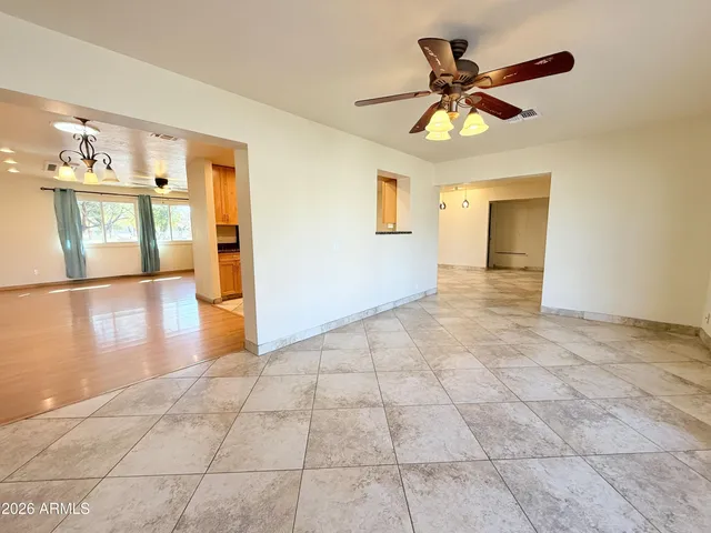 $2,895 | 710 East Hermosa Drive, Tempe, AZ 85282