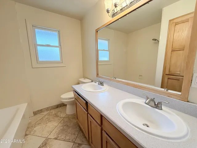 $2,895 | 710 East Hermosa Drive, Tempe, AZ 85282