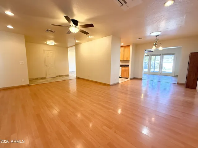 $2,895 | 710 East Hermosa Drive, Tempe, AZ 85282