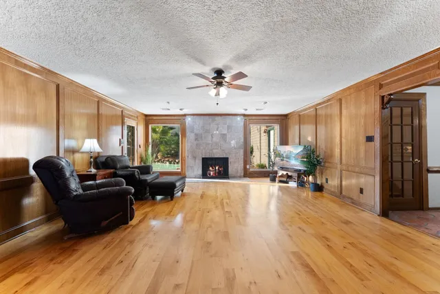 $415,000 | 5718 Glenmere Lane, Spring, TX 77379