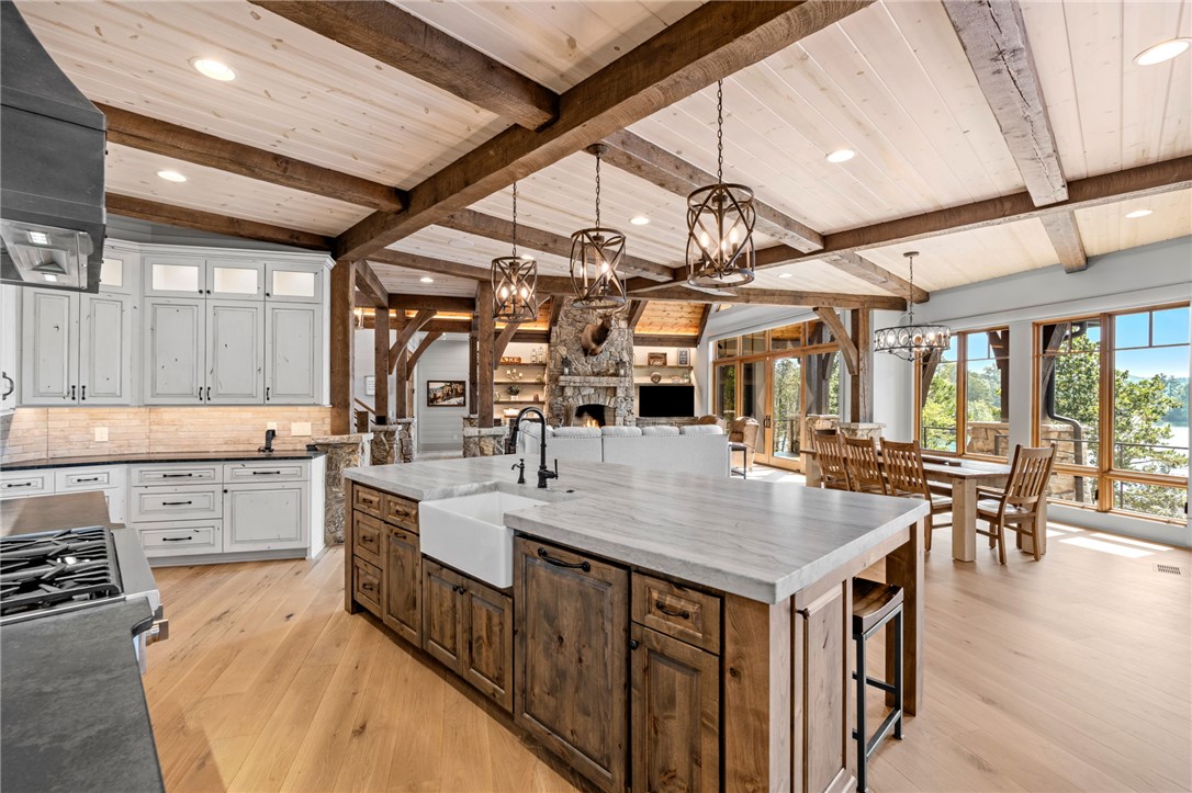 413 Peninsula Ridge Sunset, SC 29685 - Photo 13 of 50 Gallery Image 13