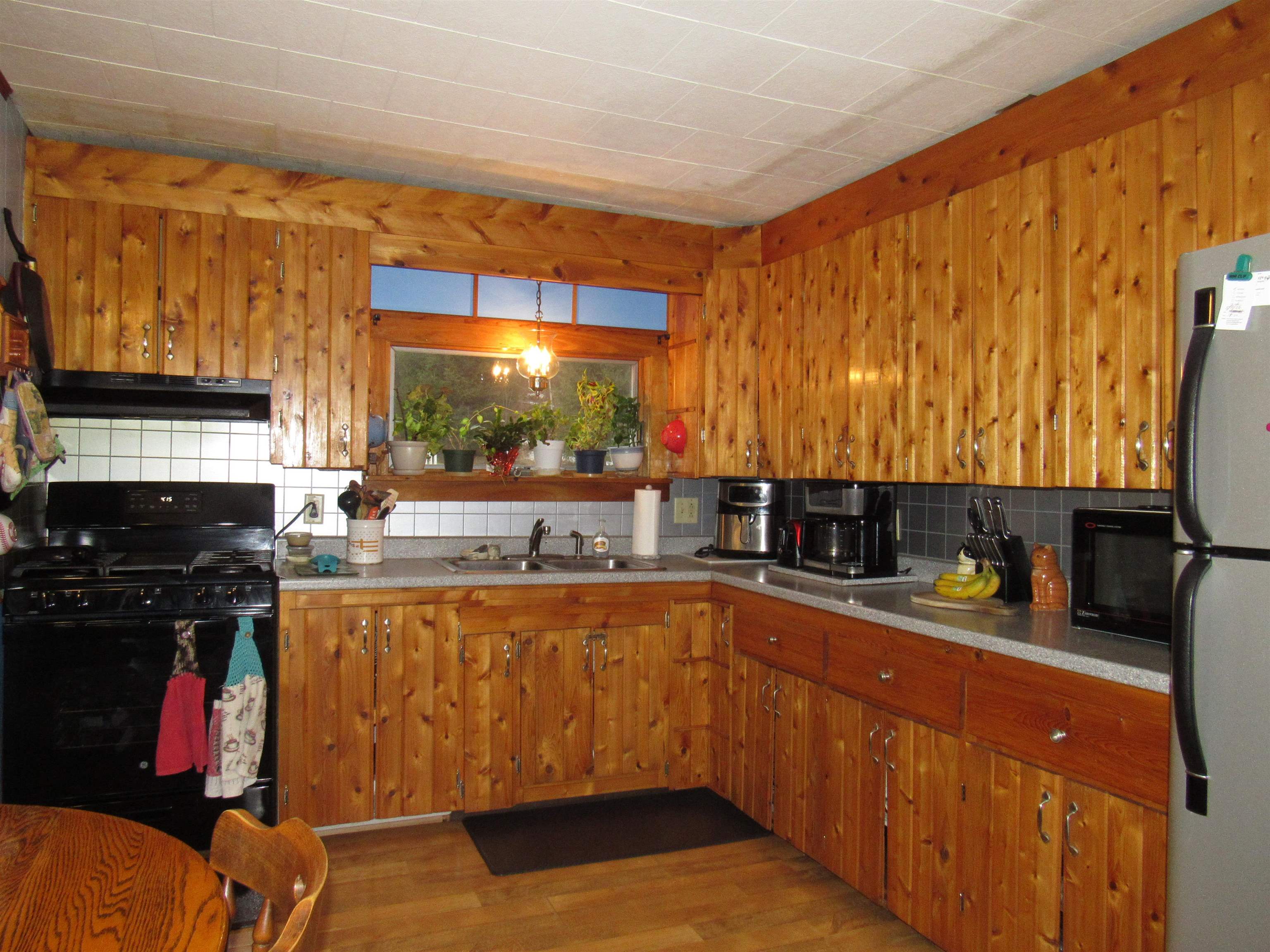 1901 Cross Road Jay, VT 05859 - Photo 23 of 53