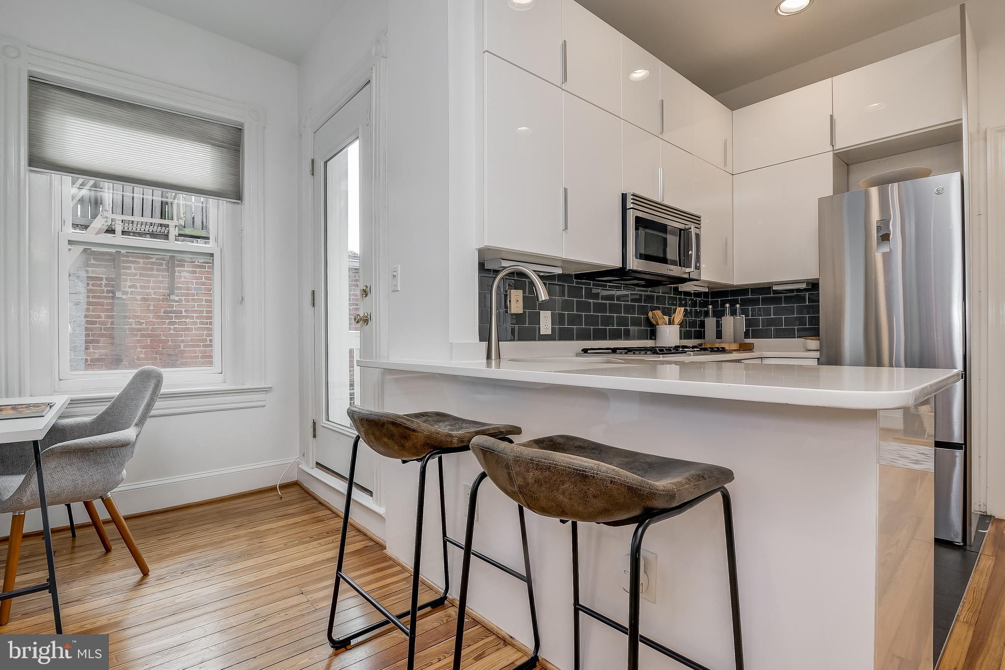 2017 Kalorama Road Northwest, Unit 4 Washington, DC 20009 - Photo 11 of 36 Kitchen Counter Seating