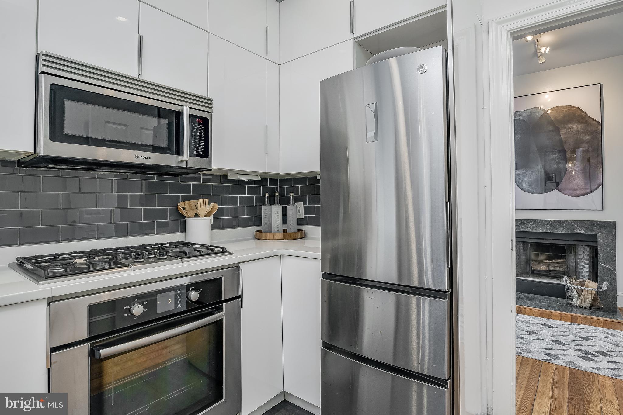 2017 Kalorama Road Northwest, Unit 4 Washington, DC 20009 - Photo 14 of 36 Stainless Steel Appliances