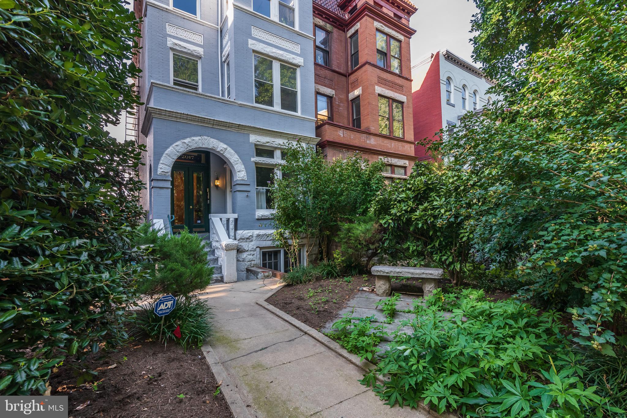 2017 Kalorama Road Northwest, Unit 4 Washington, DC 20009 - Photo 2 of 36 Sit and enjoy the sounds of the birds