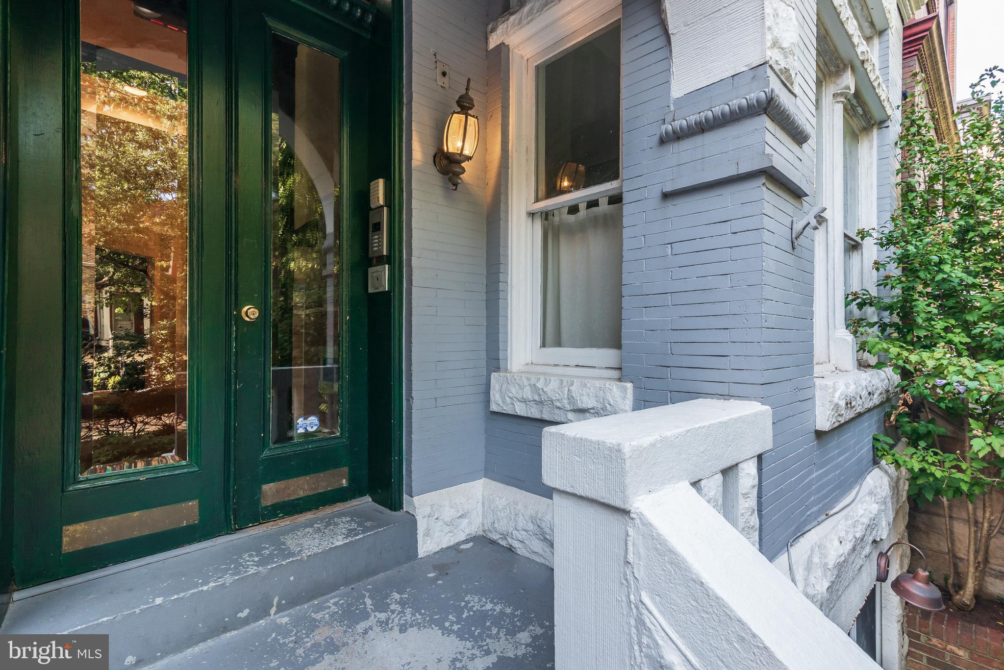 2017 Kalorama Road Northwest, Unit 4 Washington, DC 20009 - Photo 3 of 36 Front Entrance