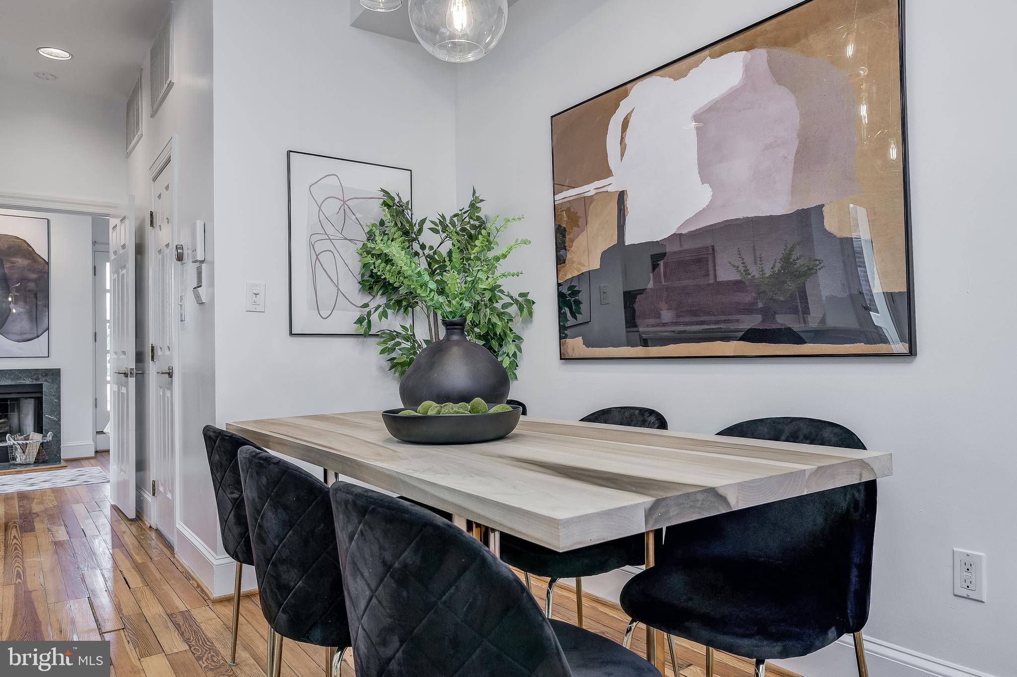 2017 Kalorama Road Northwest, Unit 4 Washington, DC 20009 - Photo 8 of 36 Dining Area
